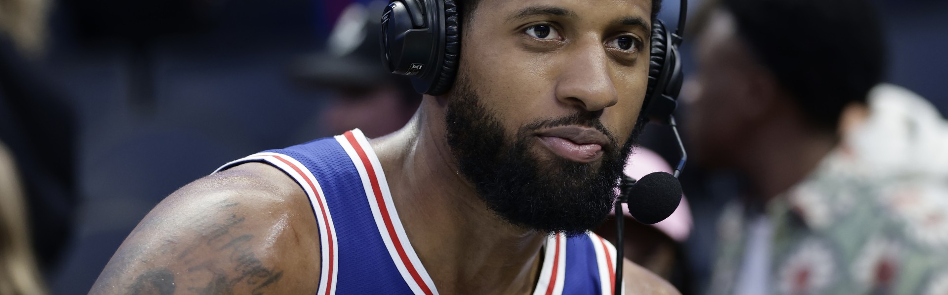 开云 网页版-乔治谈76人球迷：在这里打球充满乐趣 我已完全融入其中