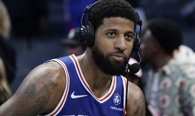 开云 网页版-乔治谈76人球迷：在这里打球充满乐趣 我已完全融入其中