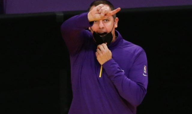 开云app-进攻滞塞内线防守全面崩盘 沃格尔赛后成众矢之的